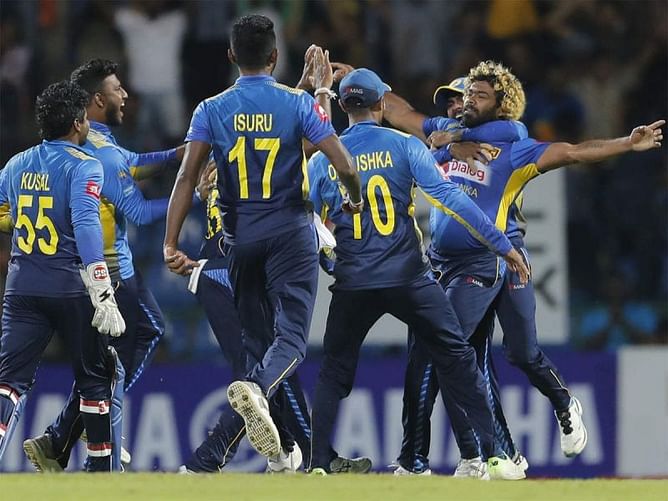 Hindi Cricket News: श्रीलंका टीम के 10 बड़े खिलाड़ियों ने सुरक्षा कारणों से पाकिस्तान के दौरे पर जाने से मना किया