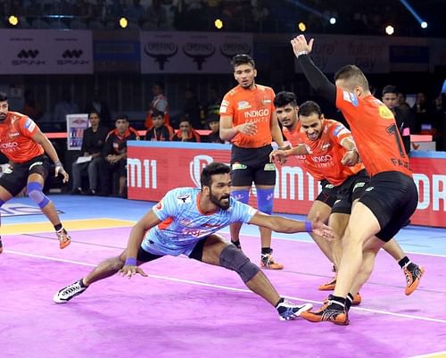 Sukesh Hegde in action against U Mumba