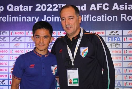 Indian forwa Sunil Chhetri with head coach Igor Stimac