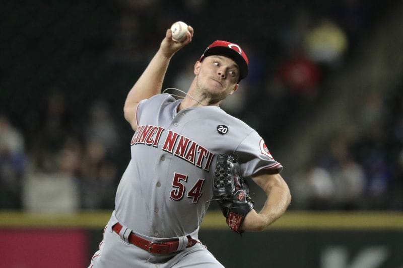 Reds' Gray through 6 nohit innings against Mariners