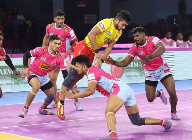 PKL 2019, Match 100, Jaipur Pink Panthers v Gujarat Fortune Giants: Vishal stars with 9 tackle points in 28-28 tie