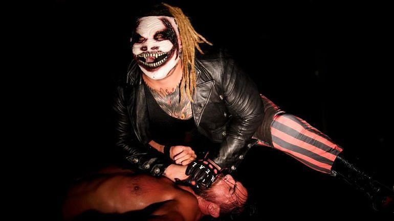 Seeing The Fiend is still an amazing sight. Give him the Universal Championship at Hell in a Cell!