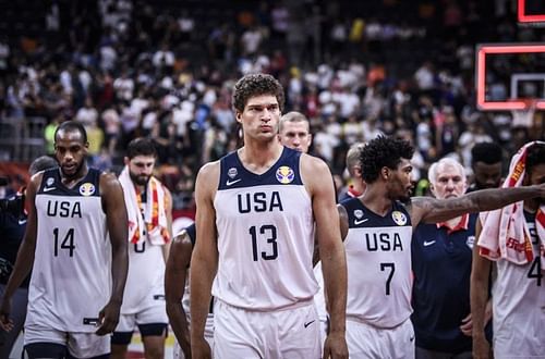 Dejected Team USA players after losing the game