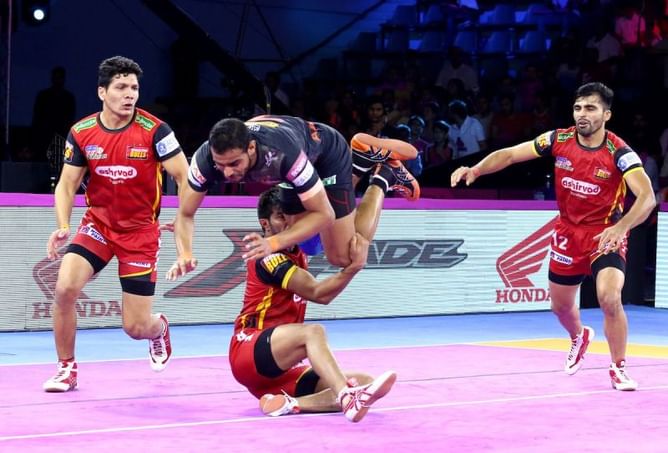 PKL 2019, Match 109, U Mumba vs Bengaluru Bulls: Pawan Sehrawat wins it for the Bulls