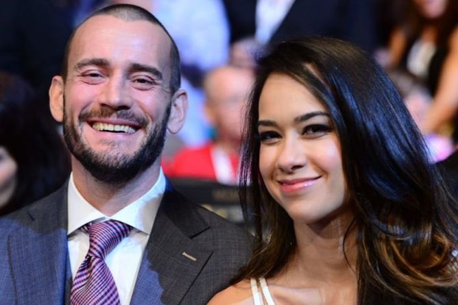 CM Punk News: Former WWE star wears an AJ Lee T-shirt at Starrcast, Lee reacts