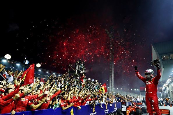 F1: Sebastian Vettel wins the Singapore Grand Prix