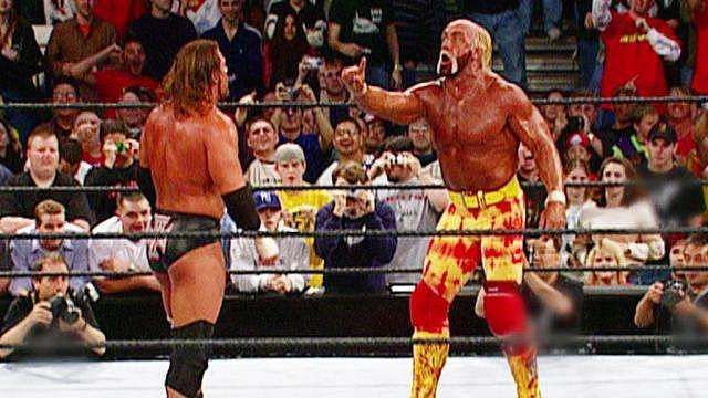 Hogan vs Triple H