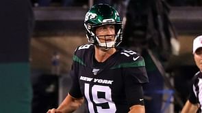 Jets QB Siemian exits game against Browns with ankle injury