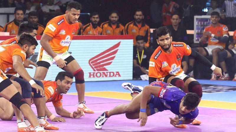 Dabang Delhi dominate Puneri Paltan and rule them out of the race to the playoffs