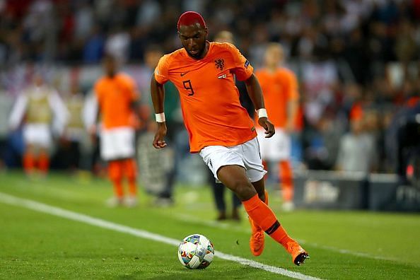 The lack of a striker in this team has prompted Ronald Koeman to deploy Ryan Babel up front