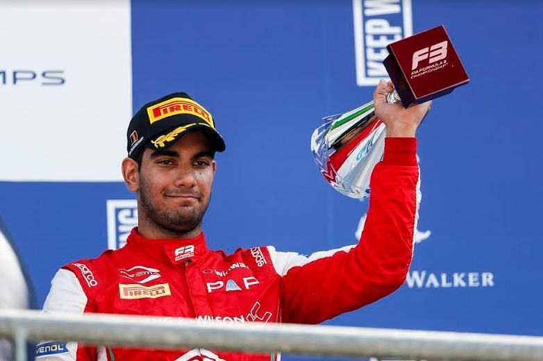 Jehan poses with his trophy