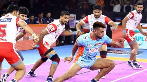 Bengal Warriors demolished Haryana Steelers in a fervid clash