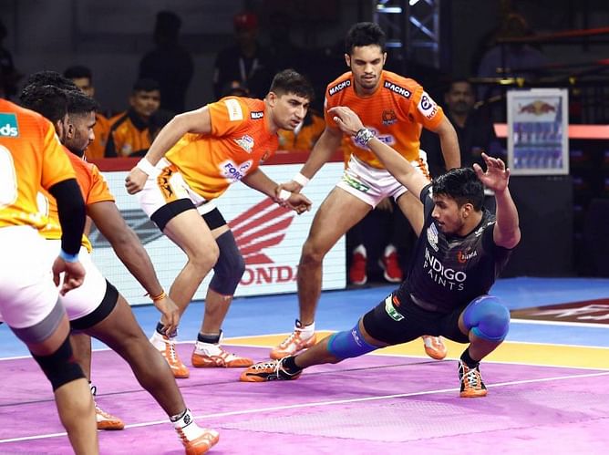 प्रो कबड्डी 2019, 75वां मैच: पुनेरी पलटन और यू-मुंबा के बीच मुकाबला 33-33 से टाई
