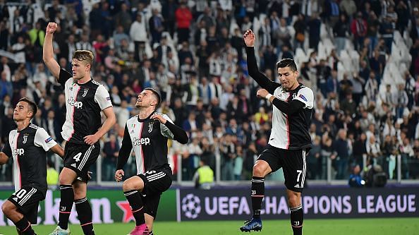 Juventus v Bayer Leverkusen: Group D - UEFA Champions League