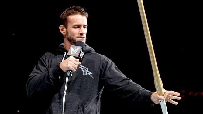 WWE न्यूज़: पूर्व चैंपियन सीएम पंक को लगा झटका,बड़ी कंपनी ने नहीं दिया काम