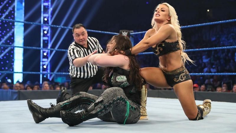 There were some shocking botches last night on SmackDown