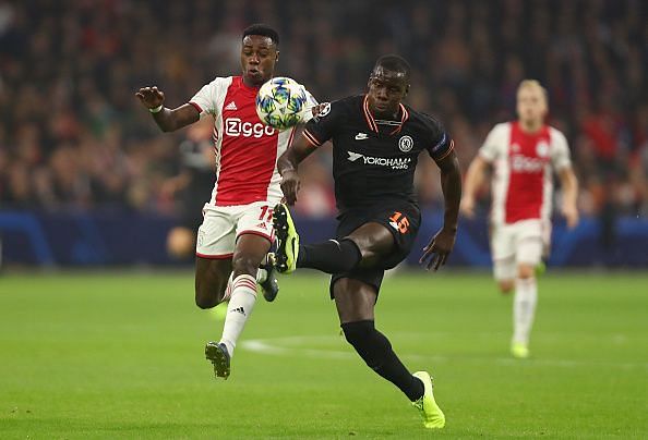 AFC Ajax&#039;s wingers utilized Chelsea&#039;s vulnerability to crosses
