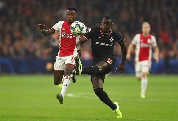 AFC Ajax&#039;s wingers utilized Chelsea&#039;s vulnerability to crosses