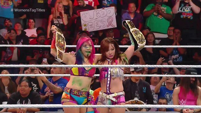 Asuka and Kairi Sane are your new Tag Team Champions