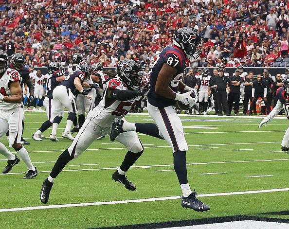 Deshaun Watson in action