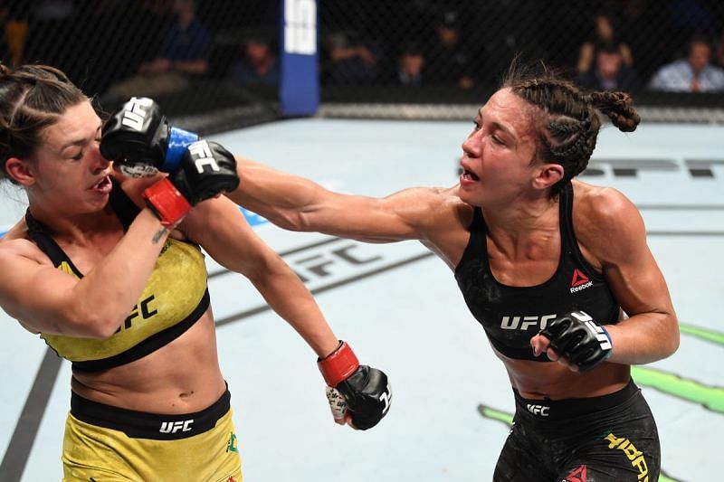 Mackenzie Dern struggled to get anything going against Amanda Ribas