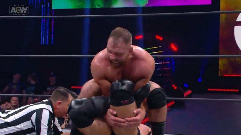 Jon Moxley closed out this week&#039;s show with a vengeance