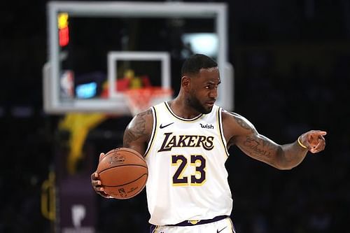 LeBron James took over in the fourth quarter in the Lakers' win against the Hornets