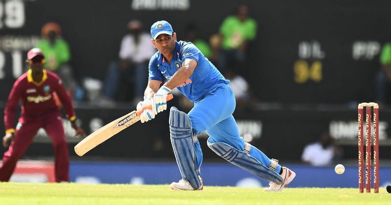 Dhoni scored 95 runs in the team total of 188.
