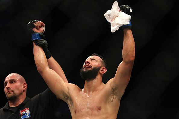 Dominick Reyes stuns the MMA world with a vicious first-round KO of Weidman