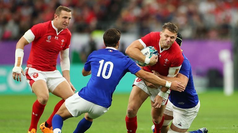 Wales held out to beat France by a single point.