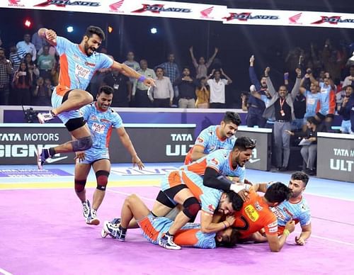 Bengal Warriors clinched a victory over U Mumba to qualify for the Final.