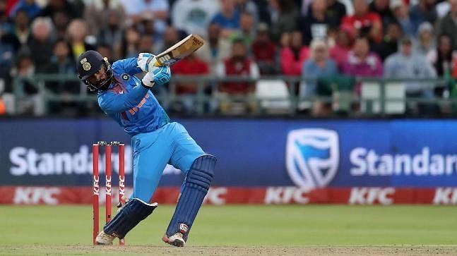 Hindi Cricket News: एम एस धोनी की तरह मैं भी टी20 में भारत के लिए फिनिशर की भूमिका निभा सकता हूं-दिनेश कार्तिक