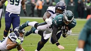 Seahawks capitalise on Wentz woes, Gore rushes to third