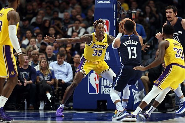 Dwight Howard guards the rim