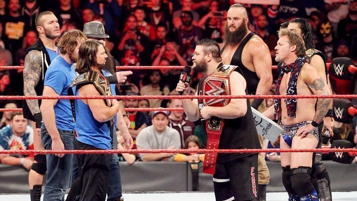 RAW vs SmackDown