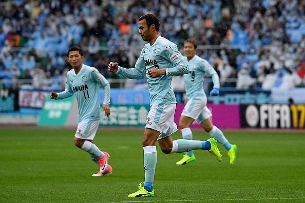 J1 League: Relegation-threatened Jubilo Iwata host title hopefuls FC Tokyo