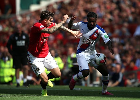 Schlupp gave Lindelof a tough time.