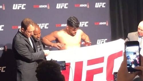 Kelvin Gastelum at his weigh-in before UFC 244