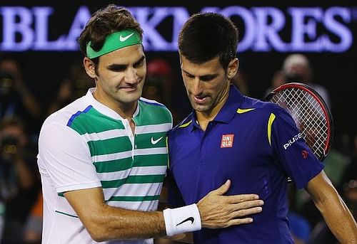 Roger Federer (L) and Novak Djokovic (R)