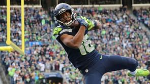 Seahawks get positive news on Tyler Lockett after overnight hospital stay