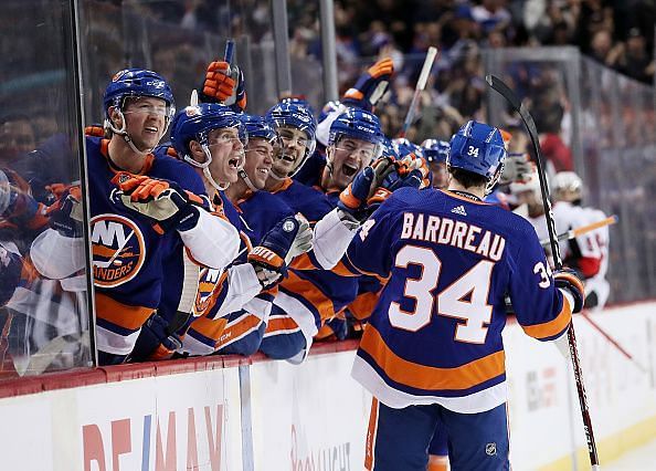 Islanders win Game 3 with historic third period onslaught