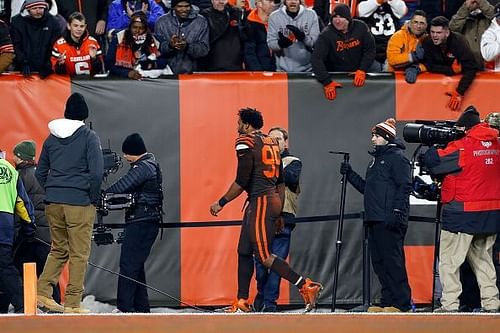 Pittsburgh Steelers v Cleveland Browns.