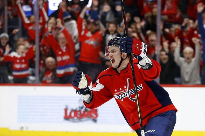 Orlov lifts Capitals over Lightning 4-3