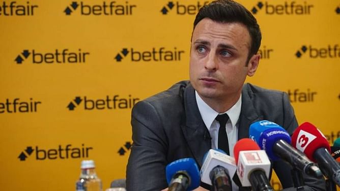 Dimitar Berbatov criticises Gareth Bale for mocking Real Madrid