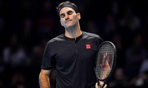 A disappointed Roger Federer in his first match against Dominic Thiem in ATP Finals-2019