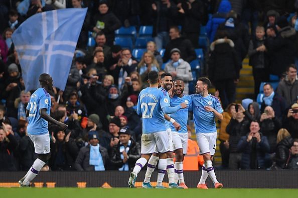 Manchester City edged past Chelsea