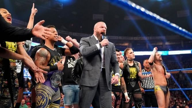 Twitter reacts to WWE SmackDown (November 1, 2019): Triple H, Shawn Michaels, Xavier Woods, and others comment on the NXT invasion