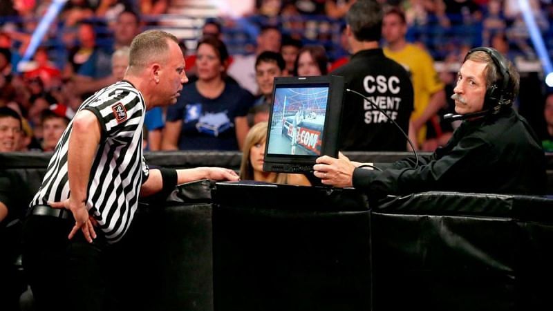 Mike Chioda used technology in the Alberto Del Rio vs. Jack Swagger match in 2013