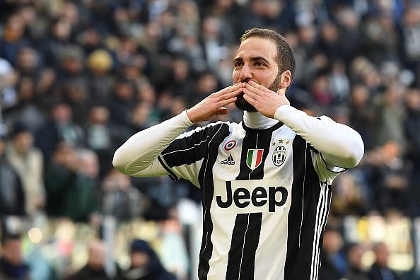 Gonzalo Higuain scored 32 goals in his debut season for the Old Lady