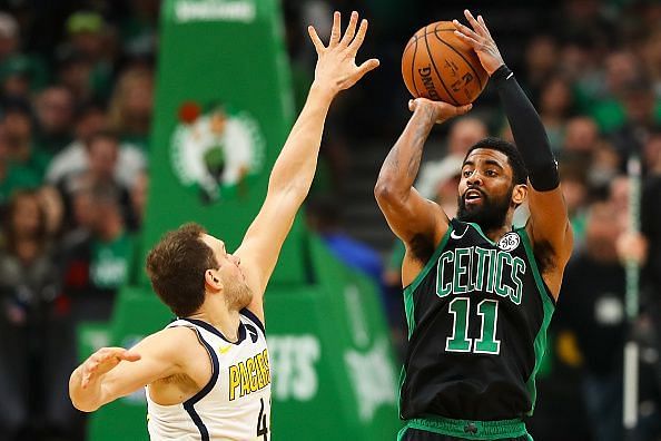 Kyrie Irving uses his skill to knock down from mid-range